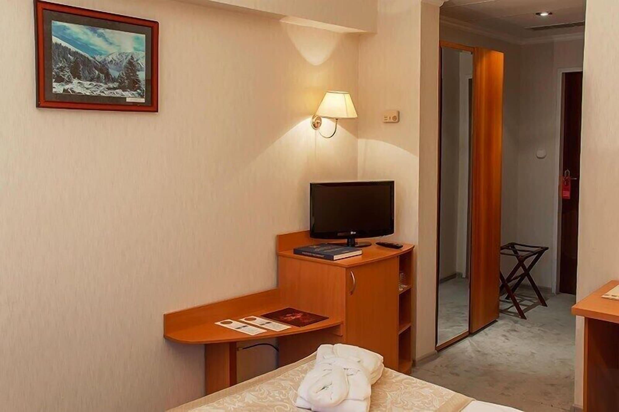 Astana International Hotel Almatı Dış mekan fotoğraf