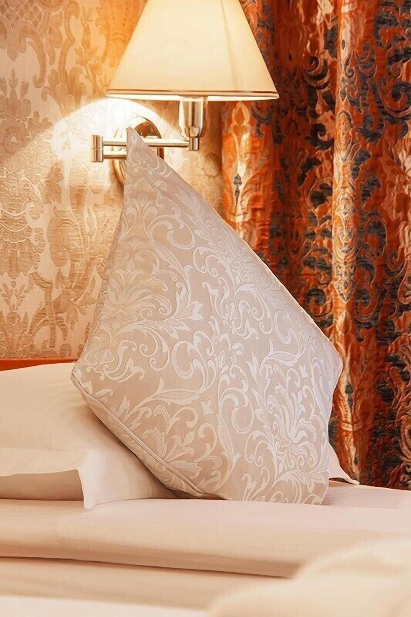 Astana International Hotel Almatı Dış mekan fotoğraf